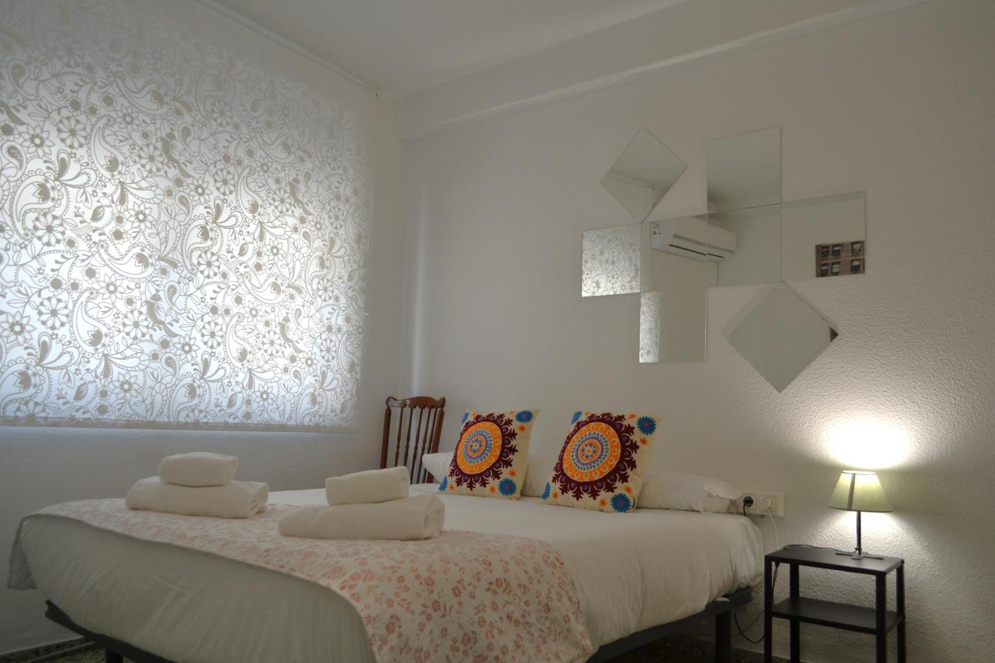 Apartamento Sunshine Menendez Pelayo Córdoba Exterior foto
